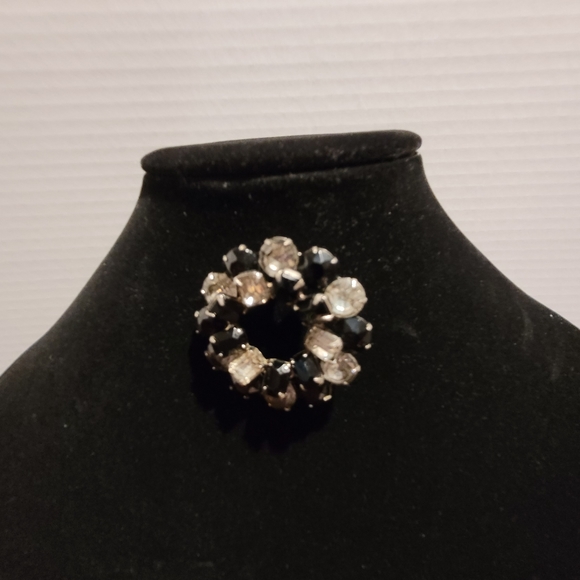VTG Weiss Broach Pin Round 21 Stones Black Crystal - Picture 3 of 8